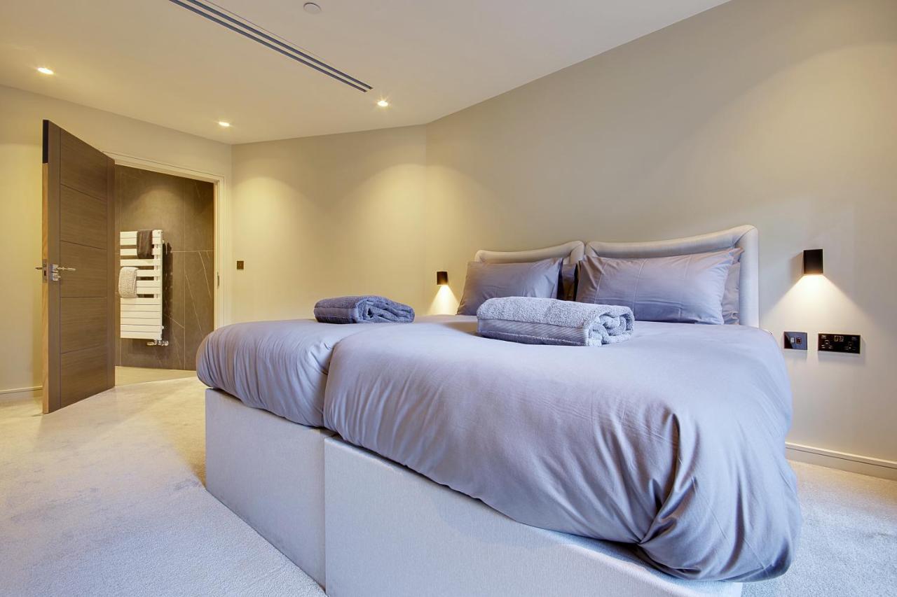 Apartment Luxury 2 Bed 2 Bath