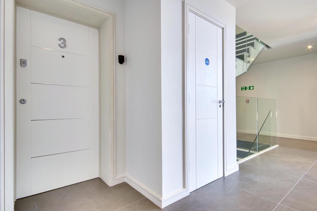 Luxury 2 Bed 2 Bath Canford Cliffs